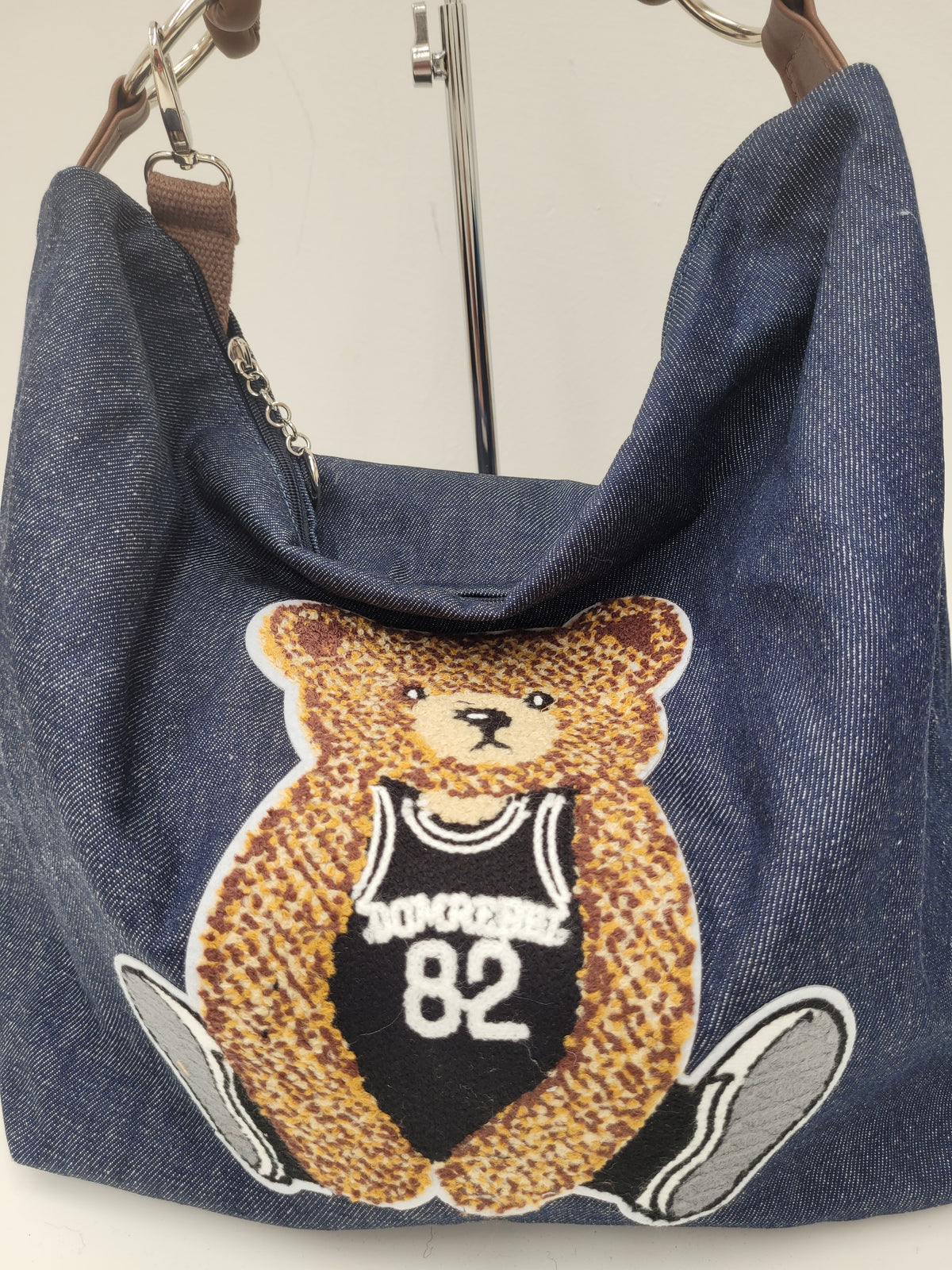 Paola Jeans con Orso