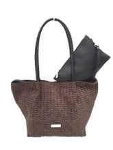 Carica l&#39;immagine nel visualizzatore di Gallery, Shopper in velluto a coste con pochette - ULTIMI DUE PEZZI DISPONIBILI!!
